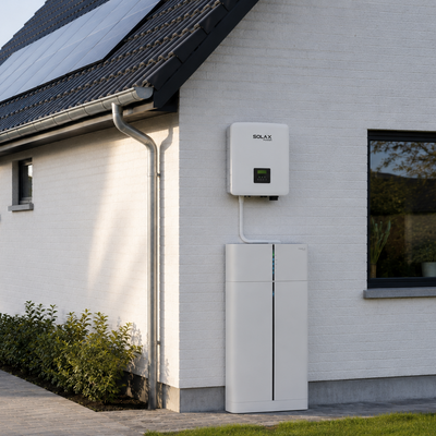 12 paneler - 4 kW inverter m. batteri