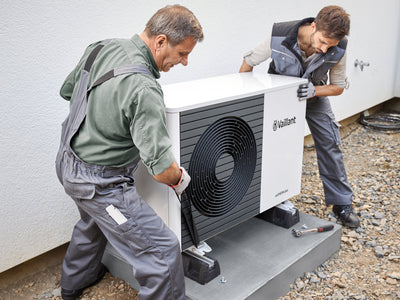 Montage af Vaillant aroTHERM plus ved bolig